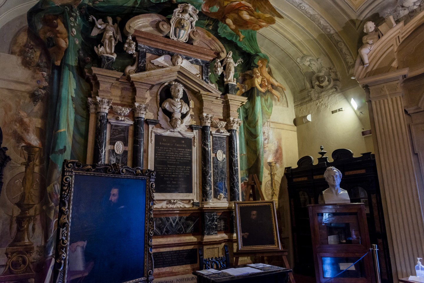 Tomba dell'Ariosto - Biblioteca Ariostea