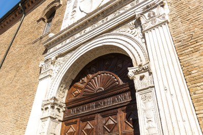 Lungo i quartieri del 'Borgo Nuovo'