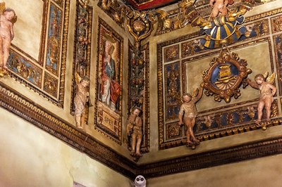 Cosa raccontano gli affreschi del Salone dei Mesi?