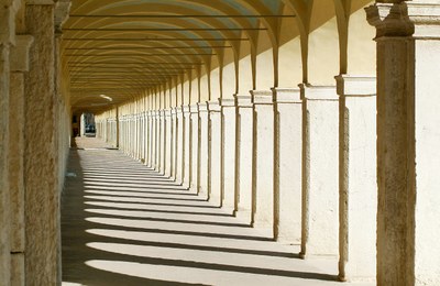 Architetture storiche e monumenti alla memoria